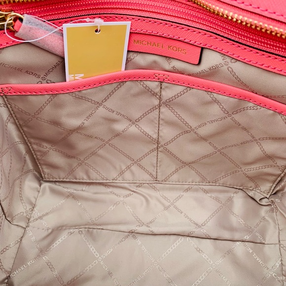 NWT MICHAEL KORS SHOULDER BAG! - Picture 7 of 9